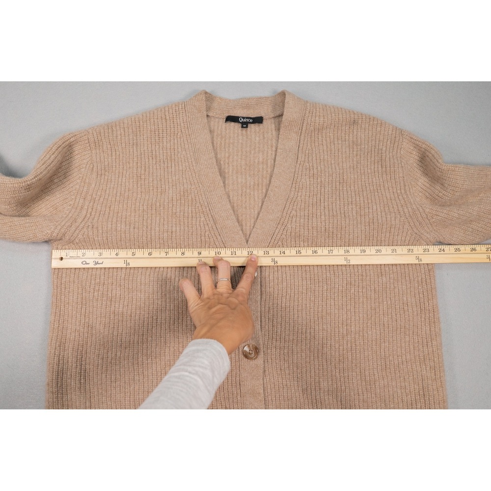Quince 100% Cashmere Cardigan Sweater Women's Medium Beige Button Knit Luxury - Picture 6 of 8